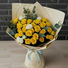 Букет цветов из:  Розы в Николаевской Республики Чечня