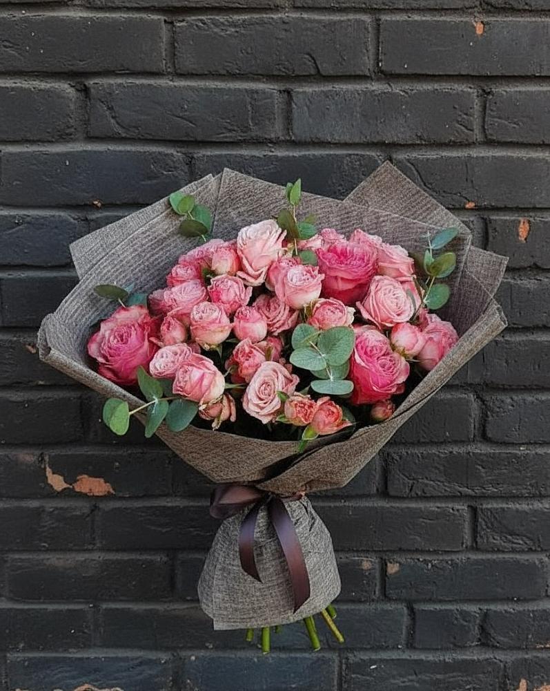 Букет цветов из: Розы в Николаевской Республики Чечня