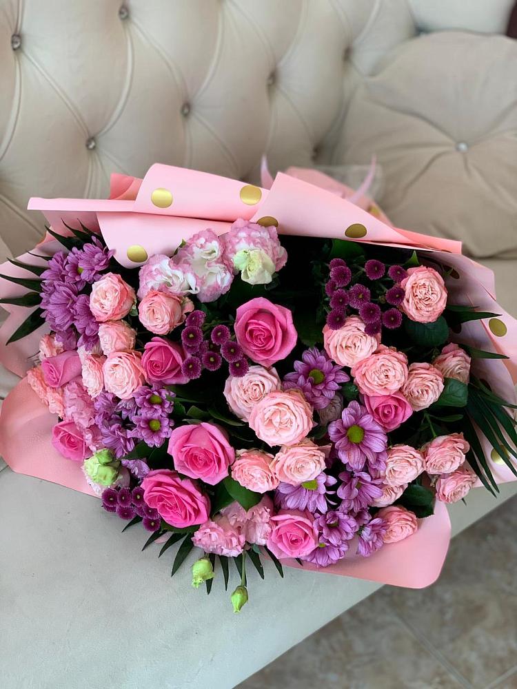 Букет цветов из: Хризантемы, Розы и Лизиантусы в Николаевской Республики Чечня