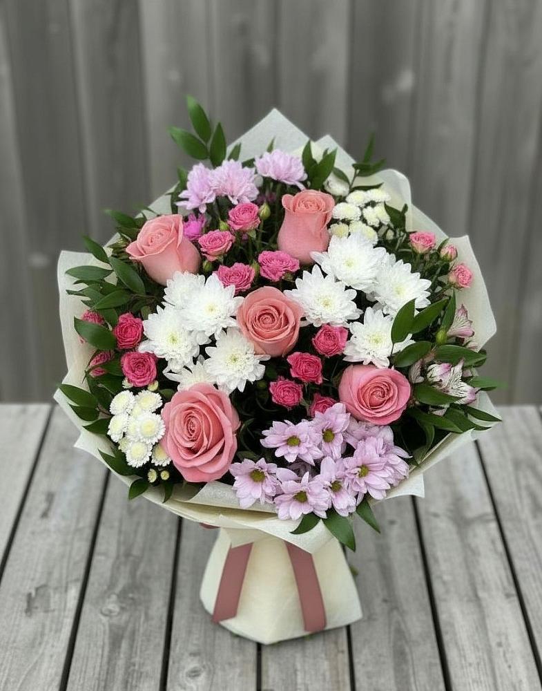 Букет цветов из: Альстромерии, Гвоздики, Розы и Хризантемы в Николаевской Республики Чечня
