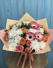 Букет цветов из:  Розы, Герберы и Хризантемы в Николаевской Республики Чечня