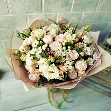 Букет цветов из:  Альстромерии, Розы и Хризантемы #REPLACE_PRED# Николаевской Республики Чечня