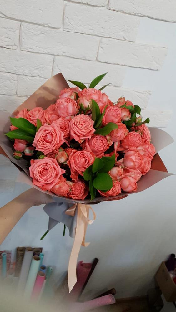 Букет цветов из: Розы в Николаевской Республики Чечня