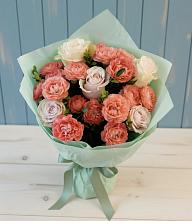 Букет цветов из:  Розы в Николаевской Республики Чечня