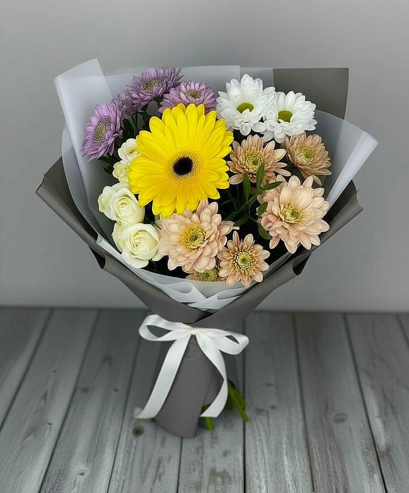 Букет цветов из: Розы, Герберы и Хризантемы в Николаевской Республики Чечня