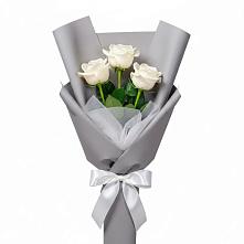 Букет 3 белые розы #REPLACE_PRED# Николаевской Республики Чечня