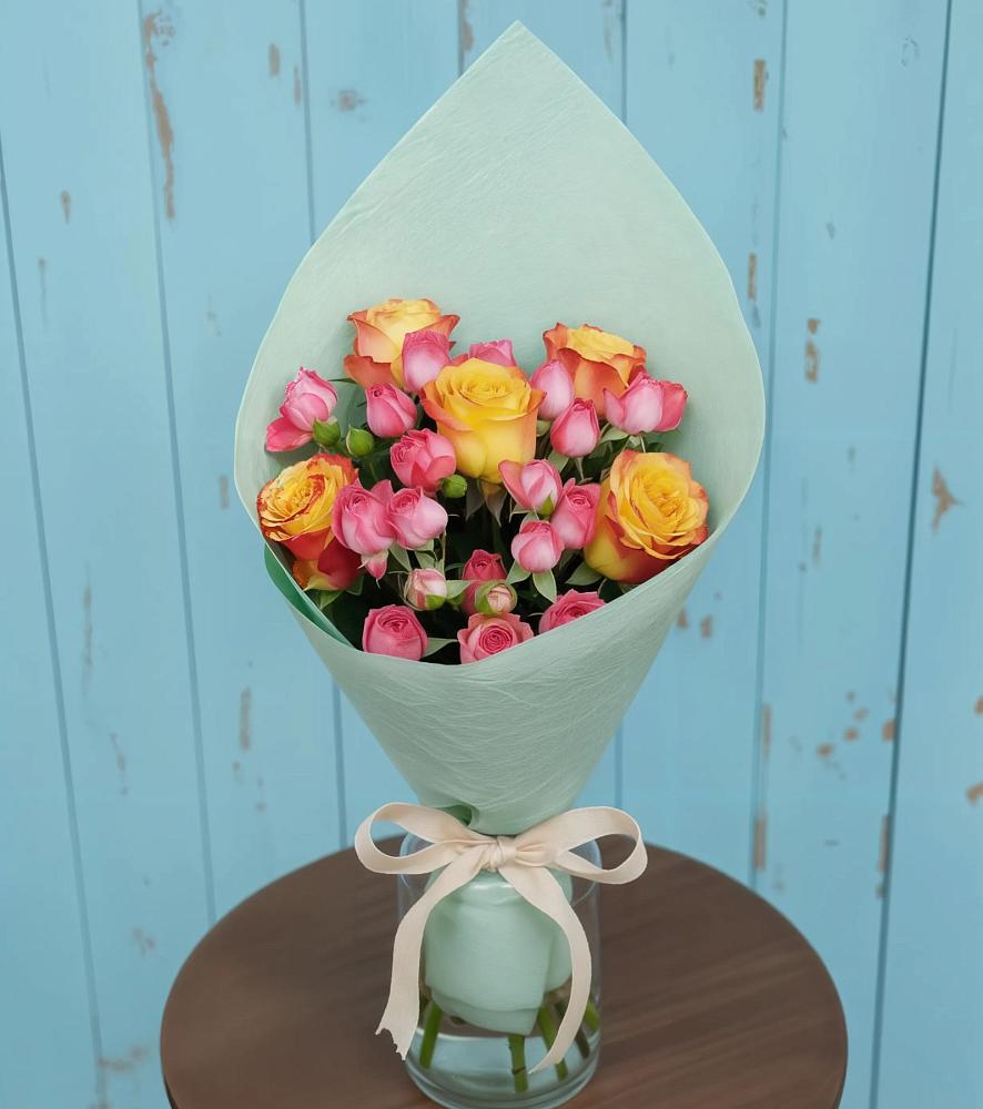 Букет цветов из: Розы в Николаевской Республики Чечня