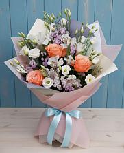 Букет цветов из:  Лизиантусы, Розы, Альстромерии и Гипсофила в Николаевской Республики Чечня