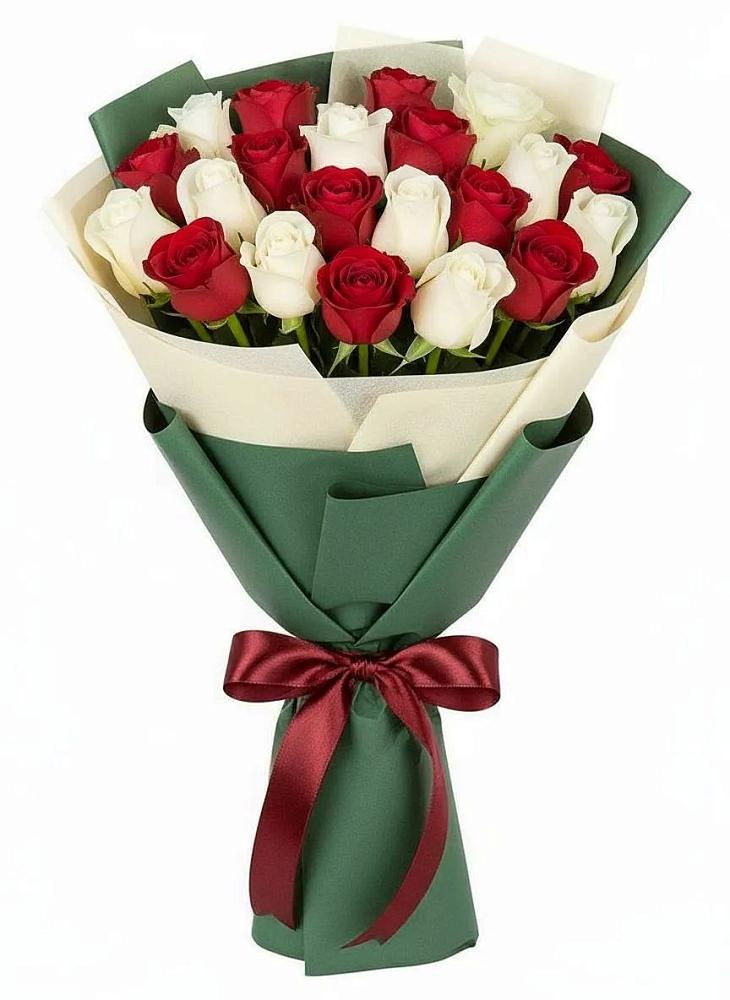 Букет Микс из красных и белых роз в Николаевской Республики Чечня