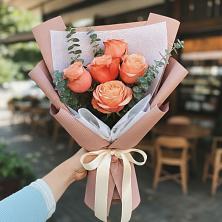 Букет цветов из:  Розы в Николаевской Республики Чечня