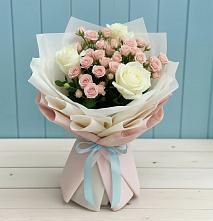 Букет цветов из:  Розы в Николаевской Республики Чечня