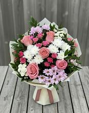 Букет цветов из:  Альстромерии, Гвоздики, Розы и Хризантемы в Николаевской Республики Чечня