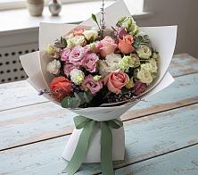 Букет цветов из:  Розы, Лизиантусы и Гвоздики #REPLACE_PRED# Николаевской Республики Чечня