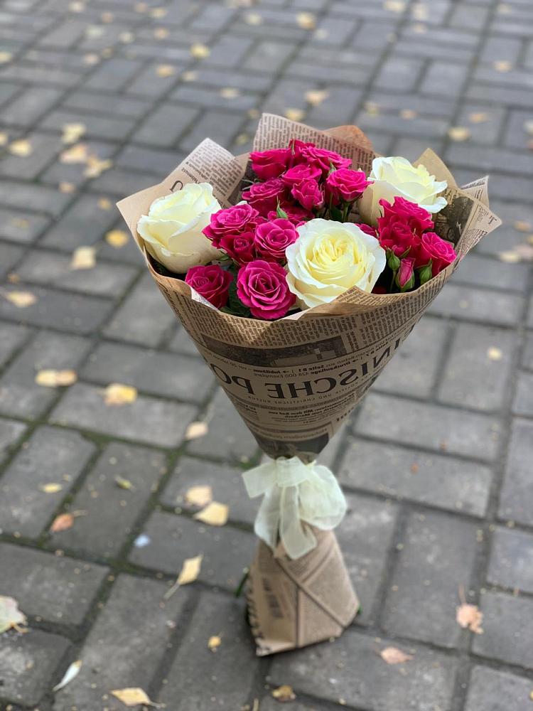 Букет цветов из: Розы в Николаевской Республики Чечня