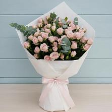 Букет цветов из:  Розы в Николаевской Республики Чечня