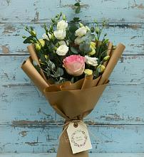 Букет цветов из:  Розы и Лизиантусы #REPLACE_PRED# Николаевской Республики Чечня